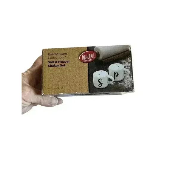 New Tablecraft Enamel Salt & Pepper Shakers, White - Picture 1 of 10
